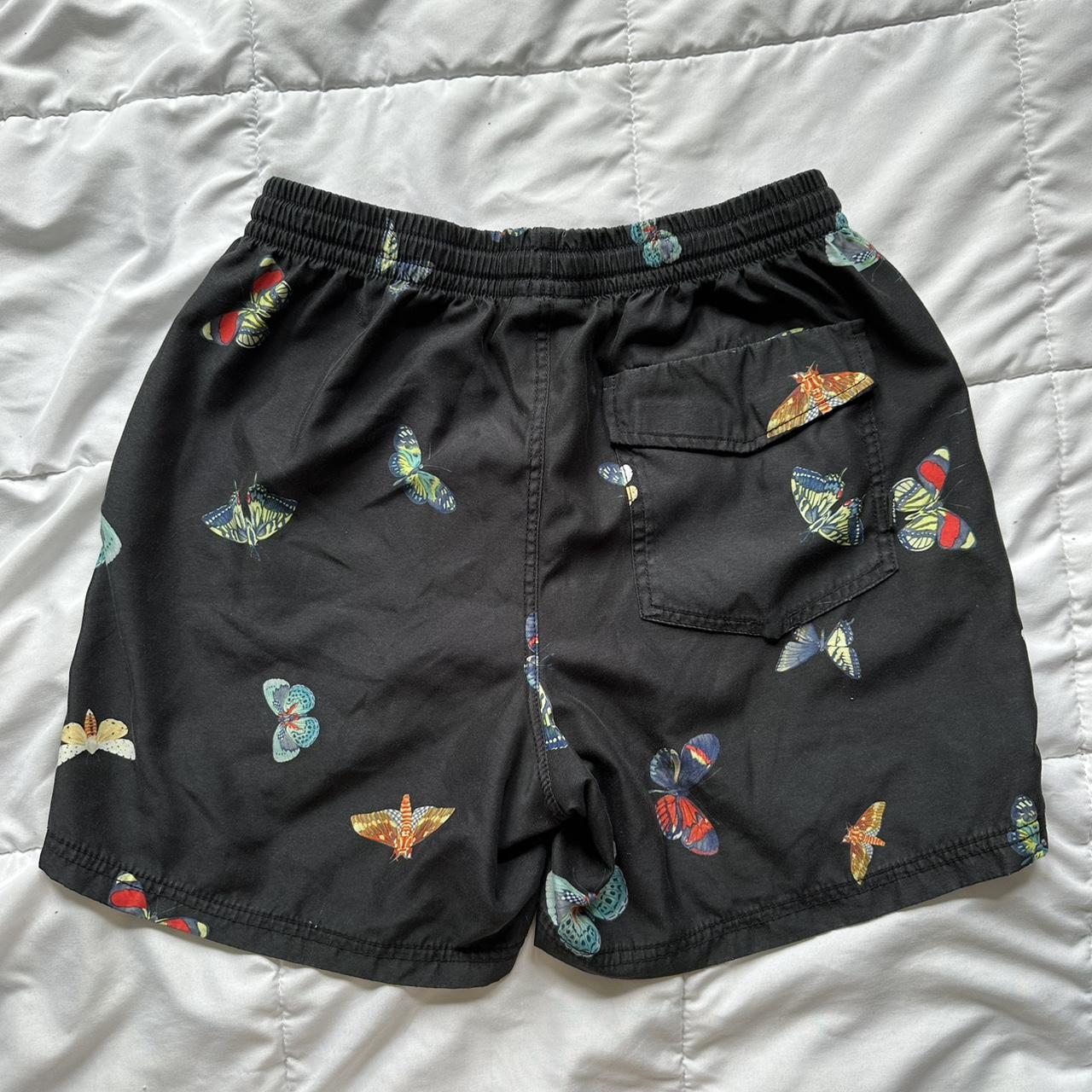 Black Vans Skate shorts, Butterfly and