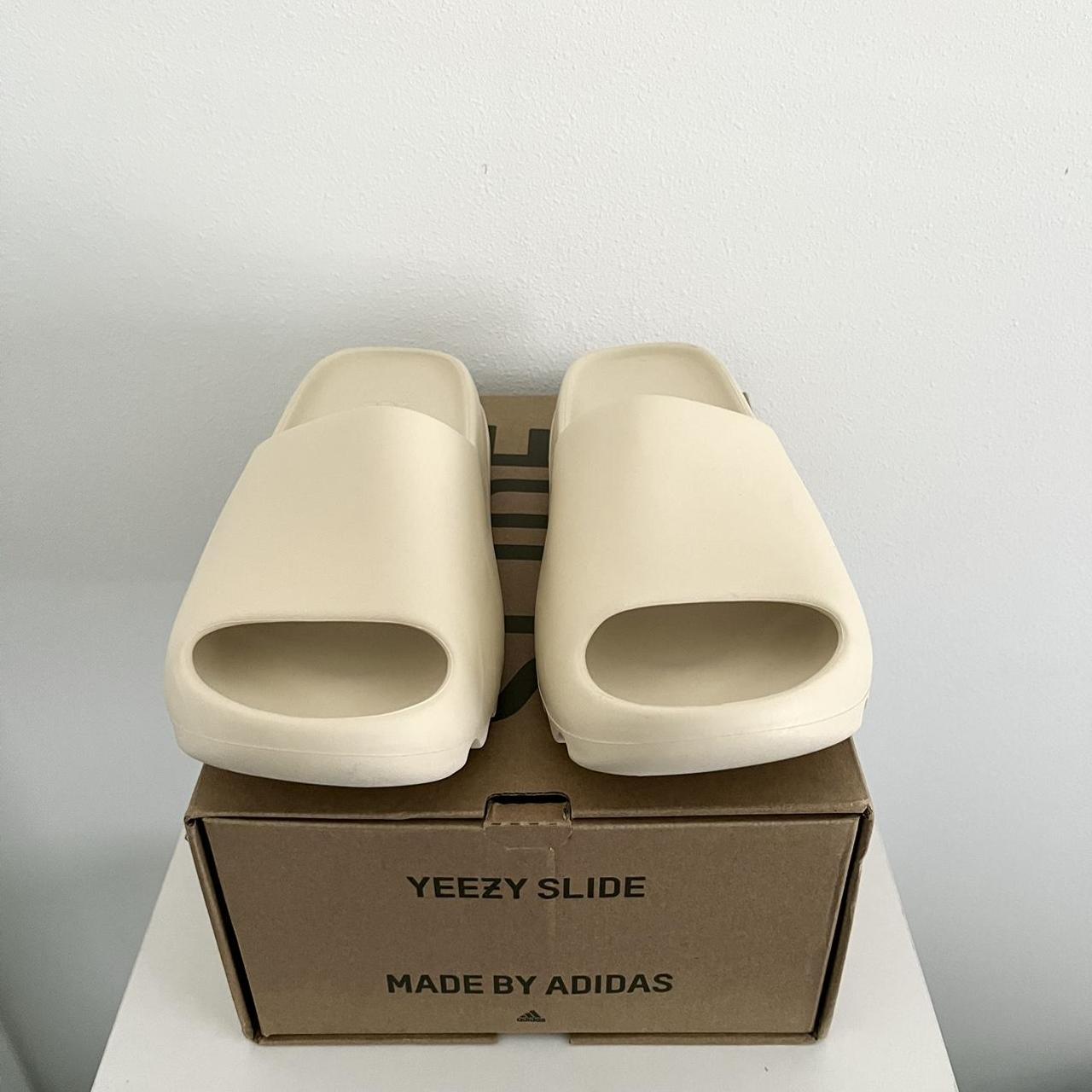 tan yeezy slides