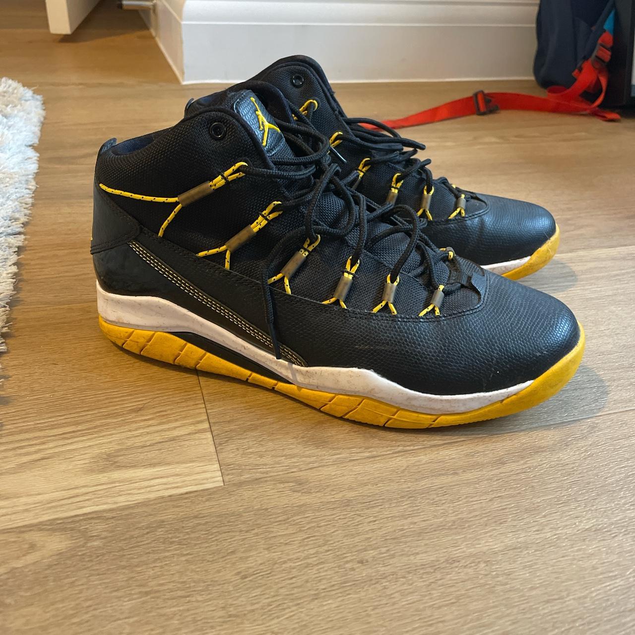 mens jordan trainers