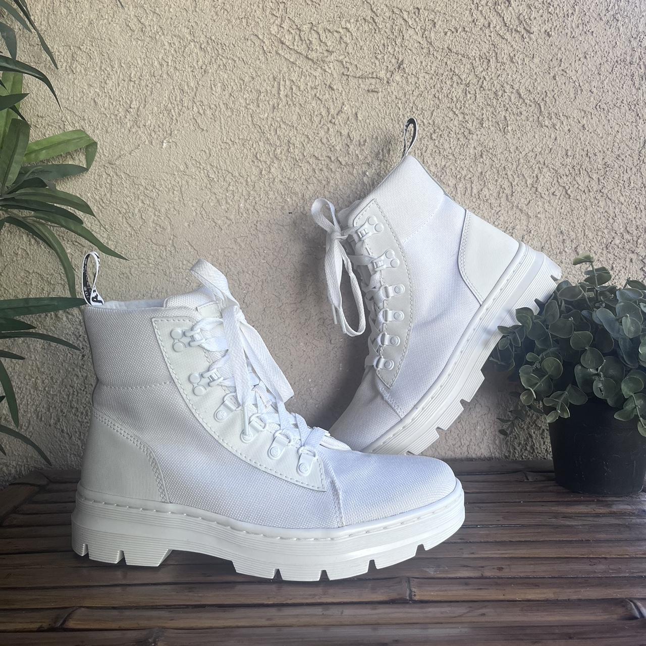 Doc martens 2024 combs white