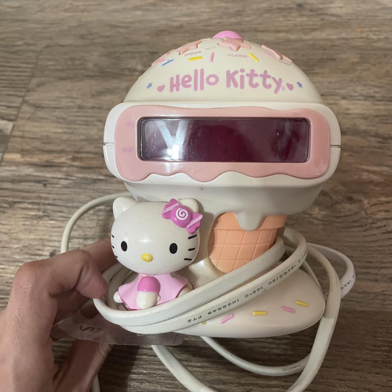 Hello kitty clock - Depop