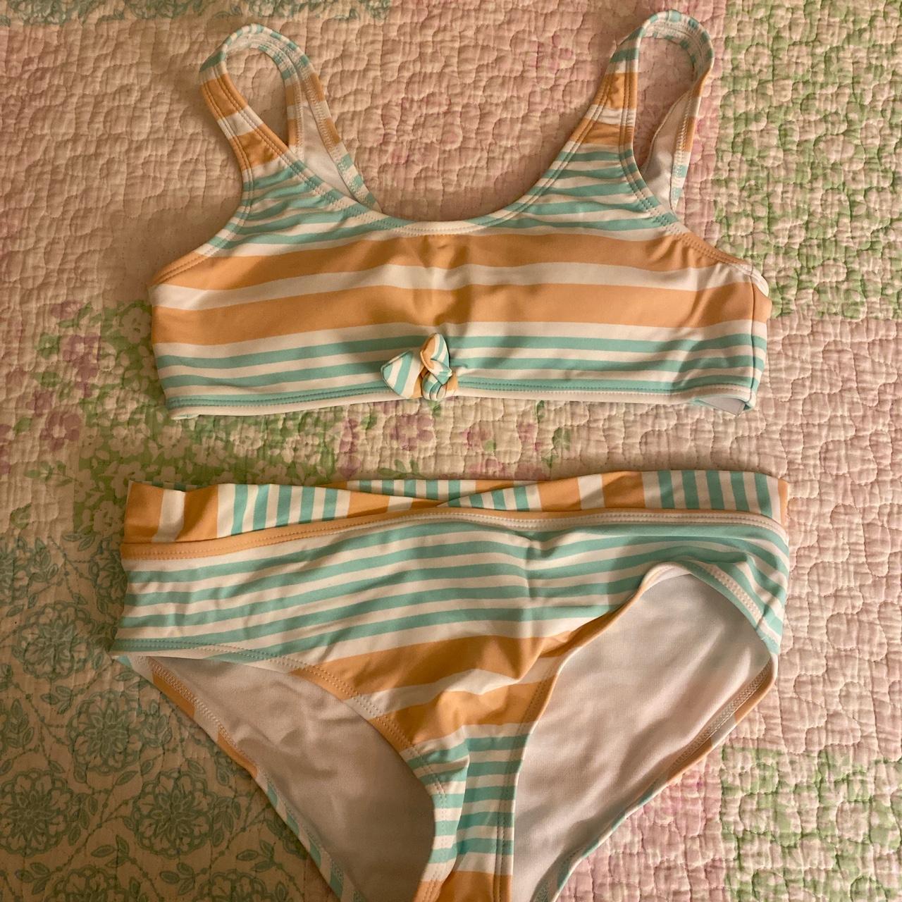 item listed by larissaynot