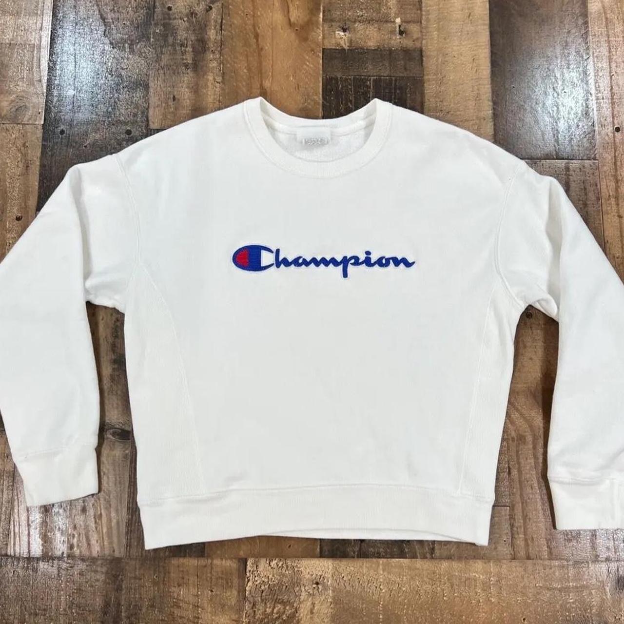 women s champion sweatshirt size L great condition. Depop