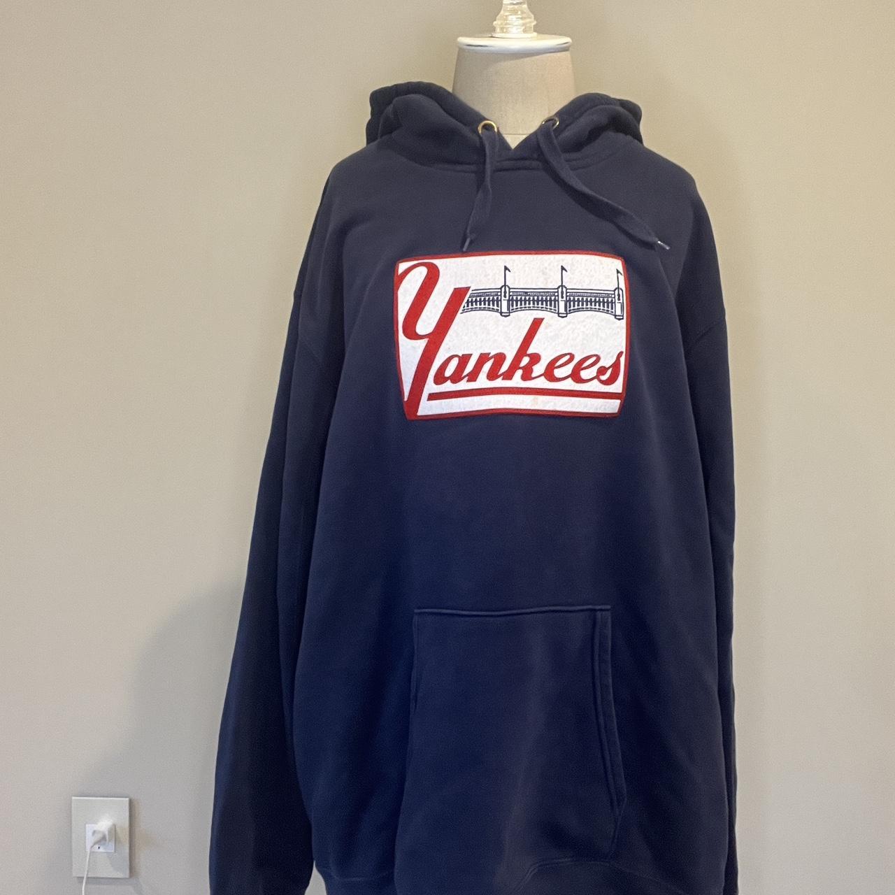 vintage majestic Yankees hoodie super vintage Depop