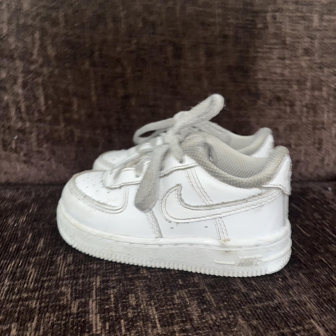 junior nike air force 1 size 5.5