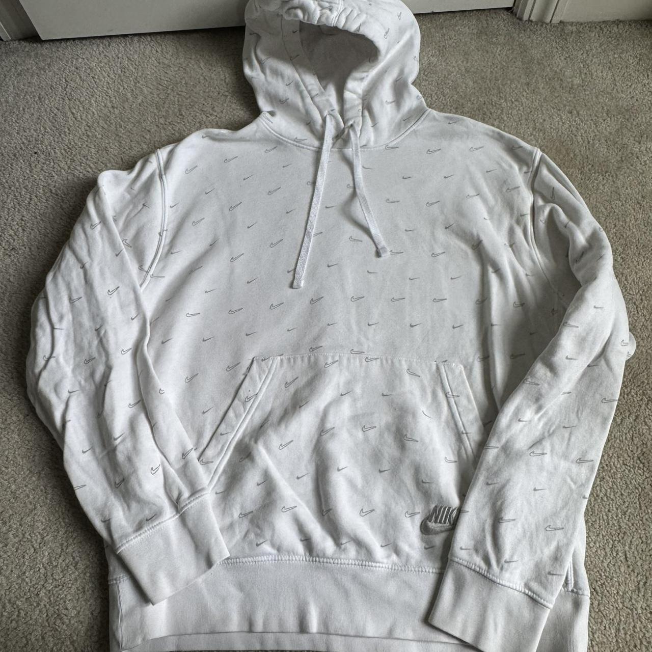 item listed by emlatz