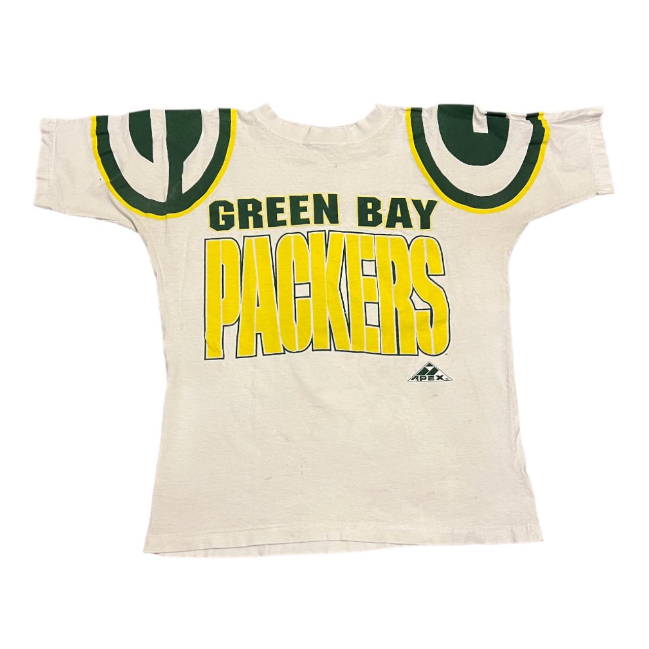 description: 90s Green bay Packers t-shirt size: L - Depop