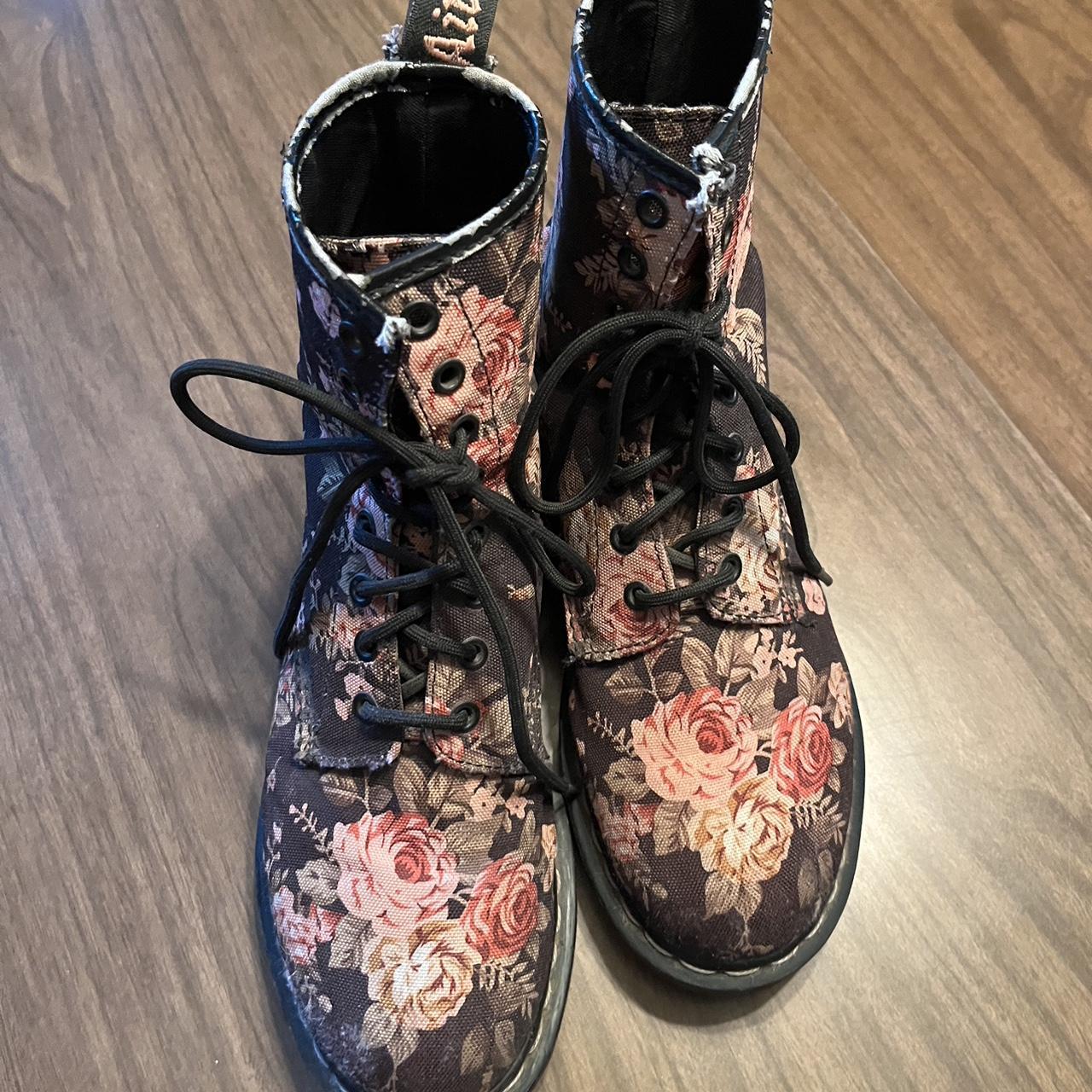 Used doc martens outlet size 8