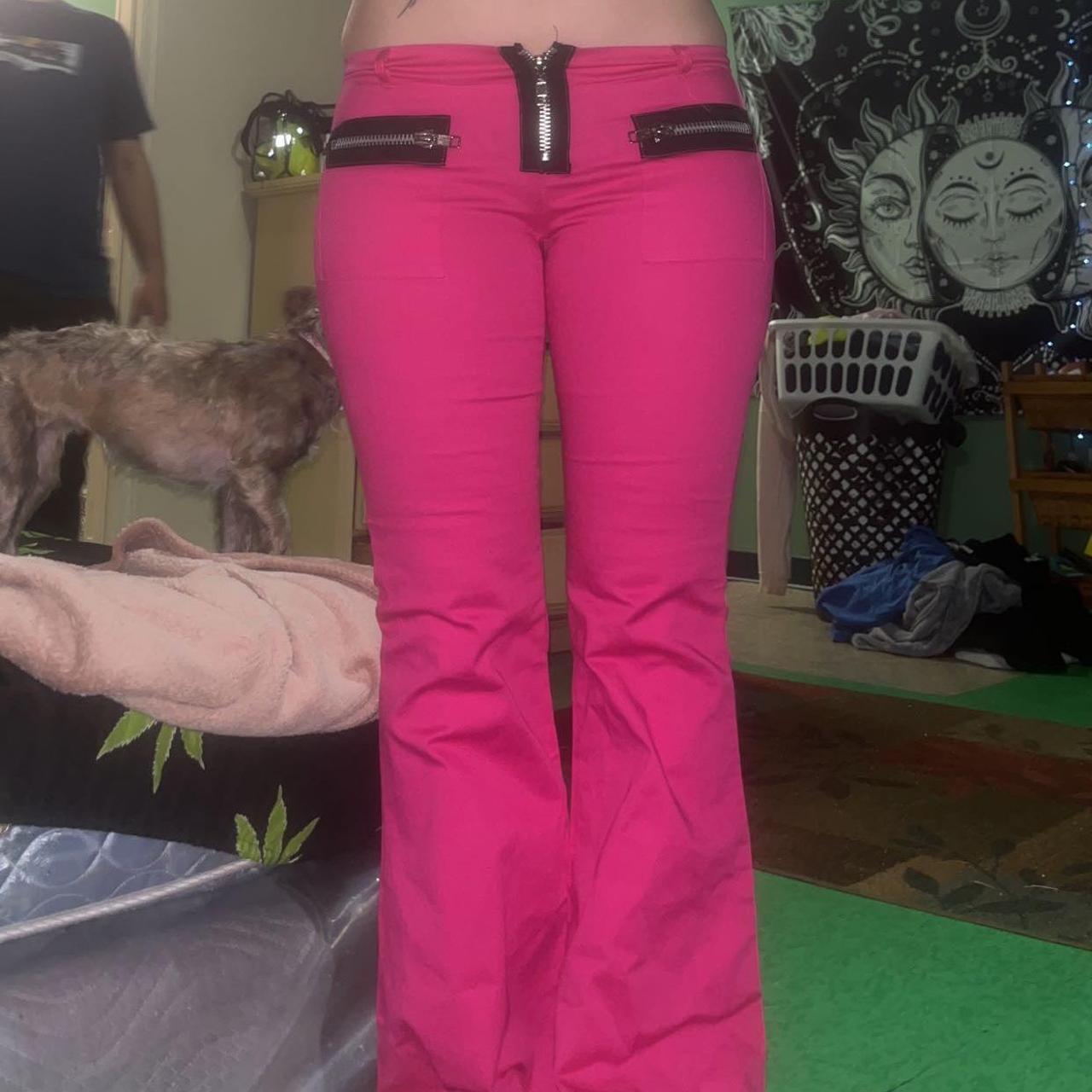 women-s-pink-and-black-jeans-depop