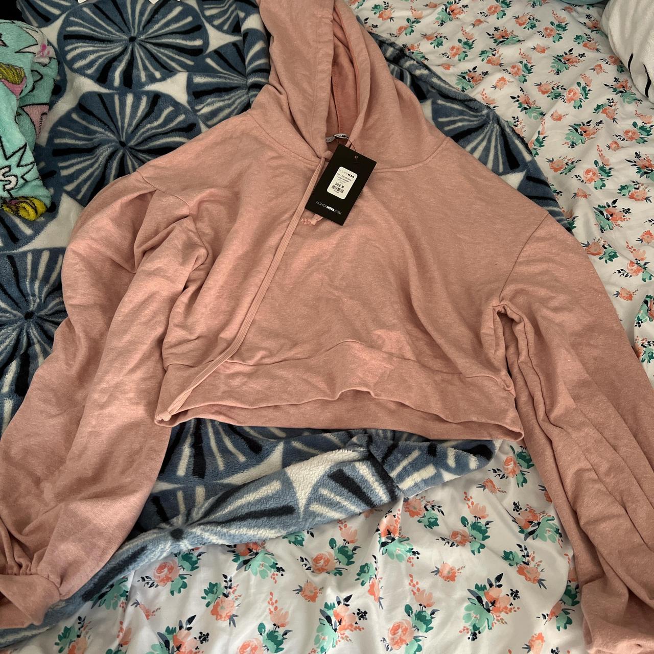 Pink cropped hoodie - Depop