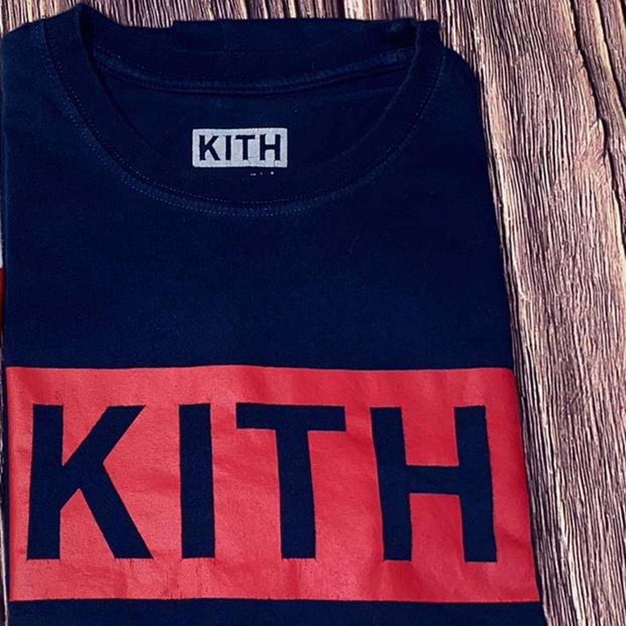 2015 Kith Classic Logo Tee Navy/Red Very Slight... - Depop