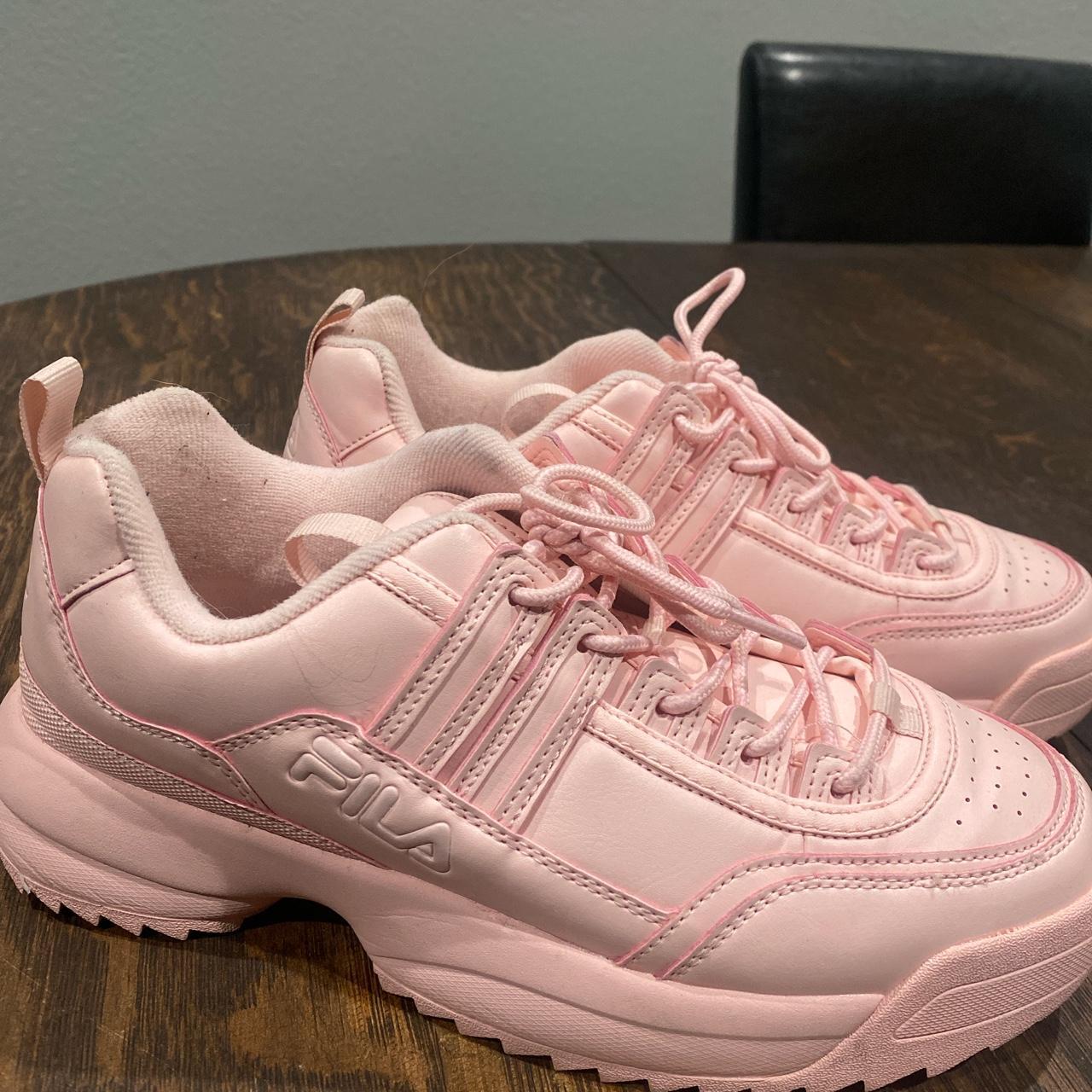 Rose pink fila sale sneakers