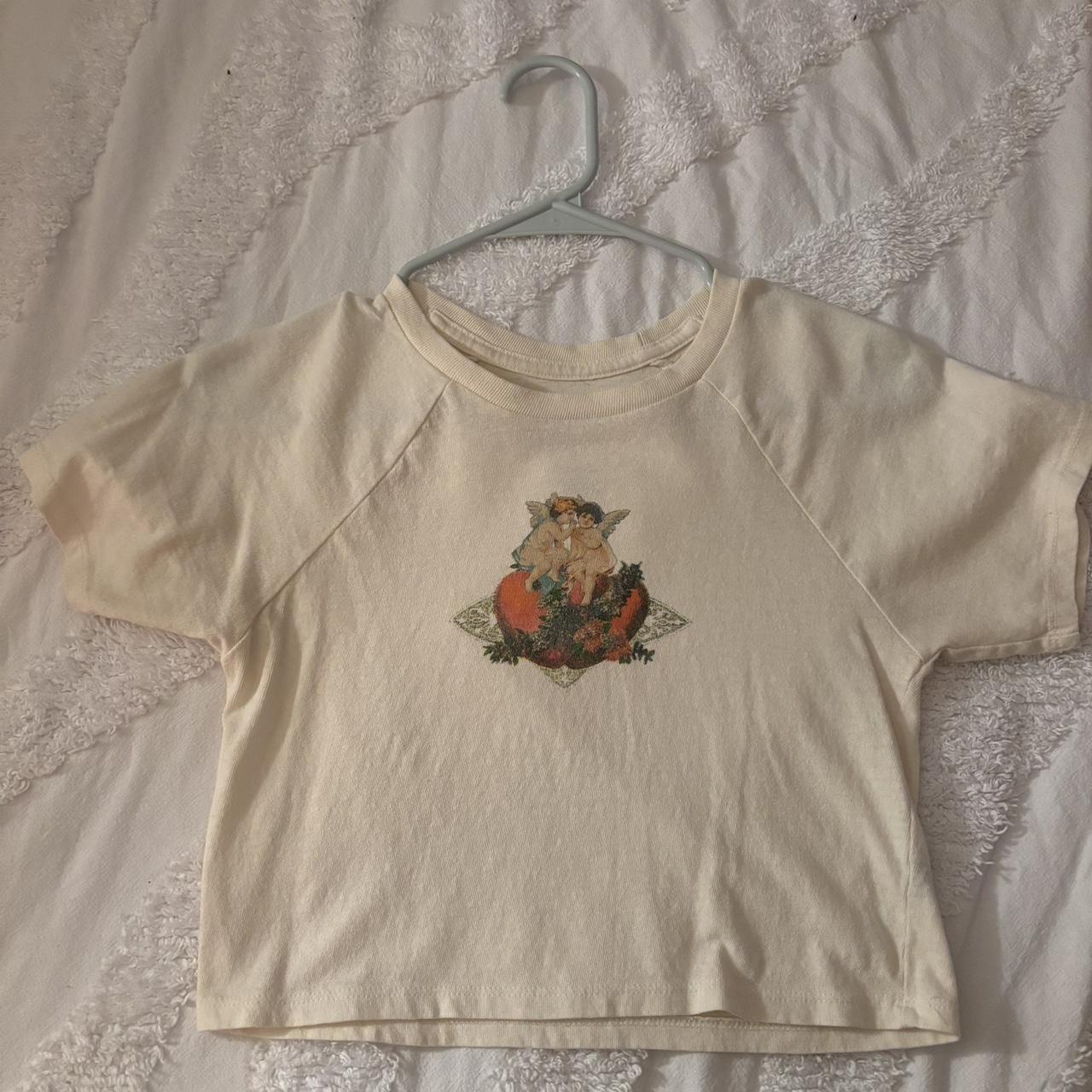 PacSun Women's T-shirt - Cream/Tan - M – Cream and tan baby tee with cherubs …