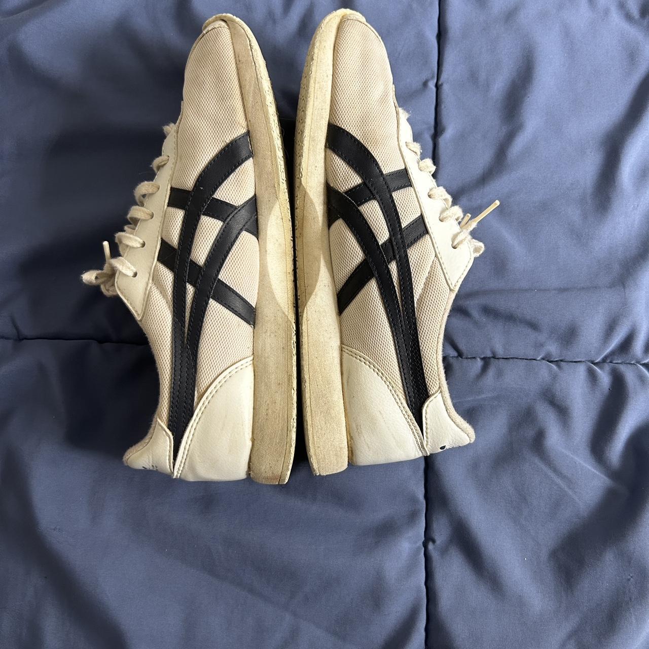 ASICS Women's White and Navy Trainers | Depop