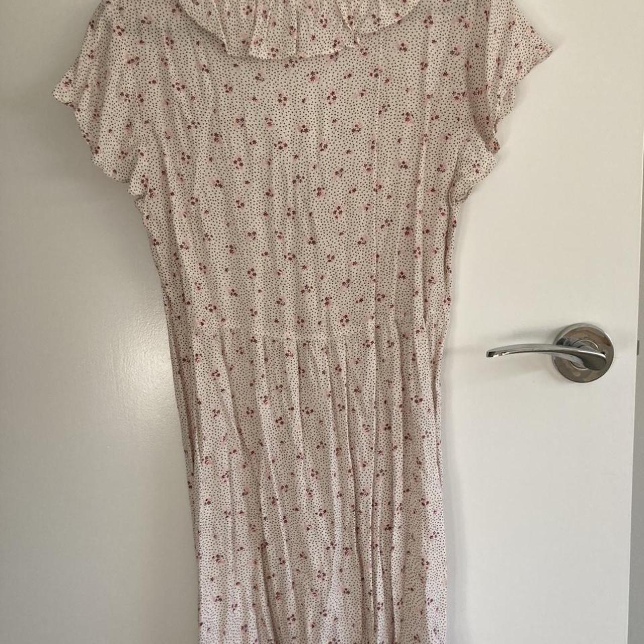 Auguste mini dress Size 8 - Depop