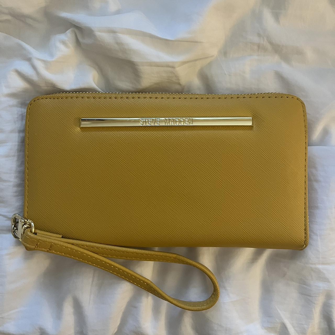 Yellow steve store madden wallet