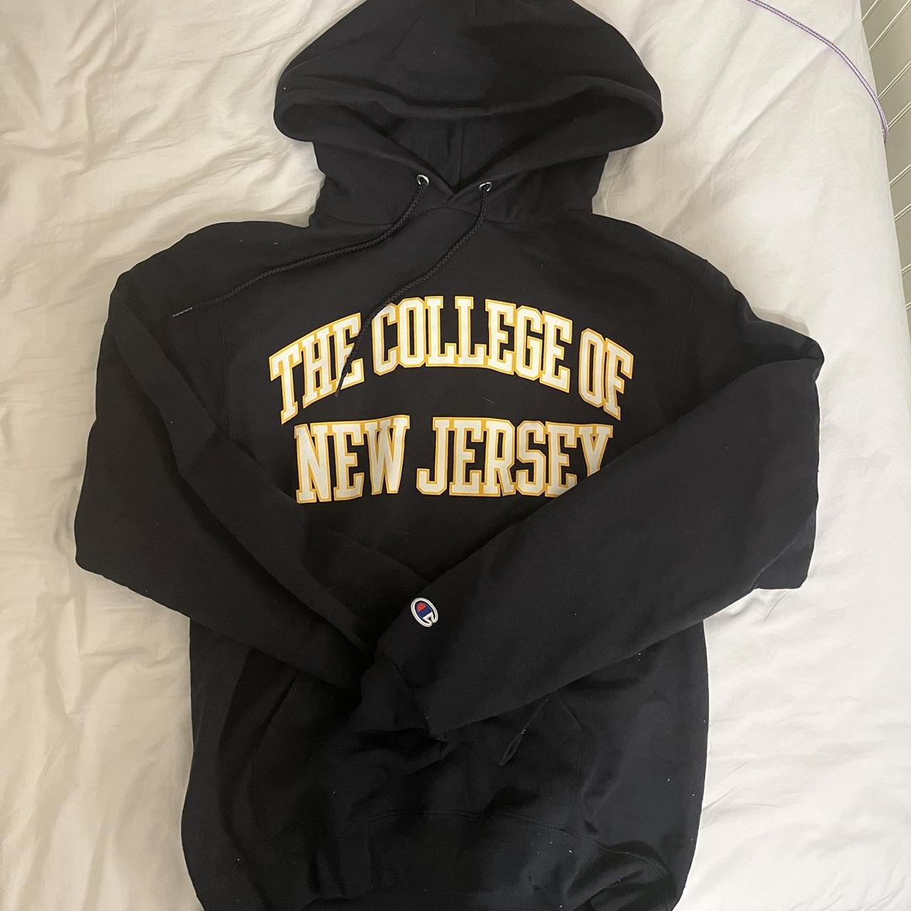 TCNJ champion hoodie wore once no flaws size Depop