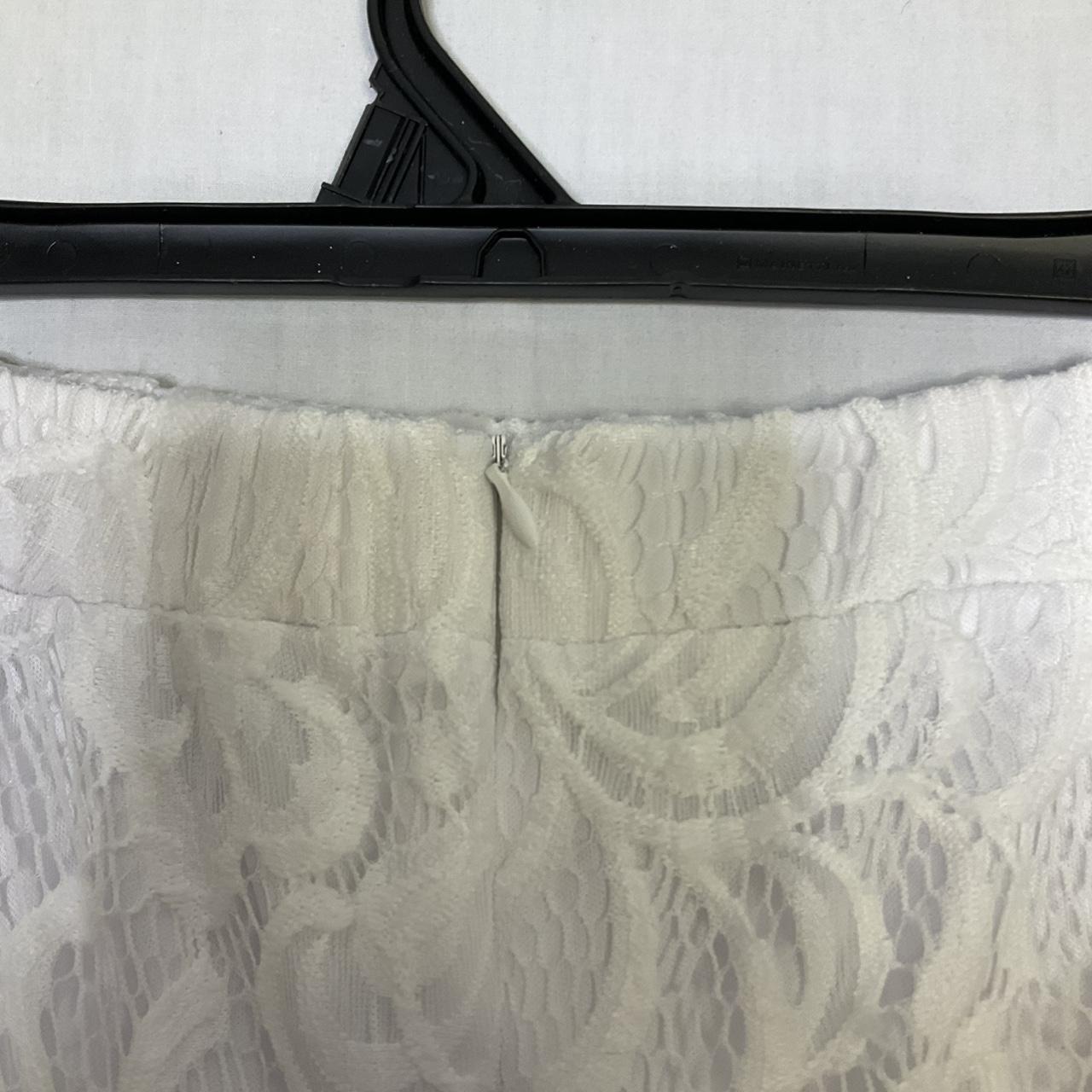 Women's Skirt - White - M – Vintage Lace Maxi Ski… - image 2