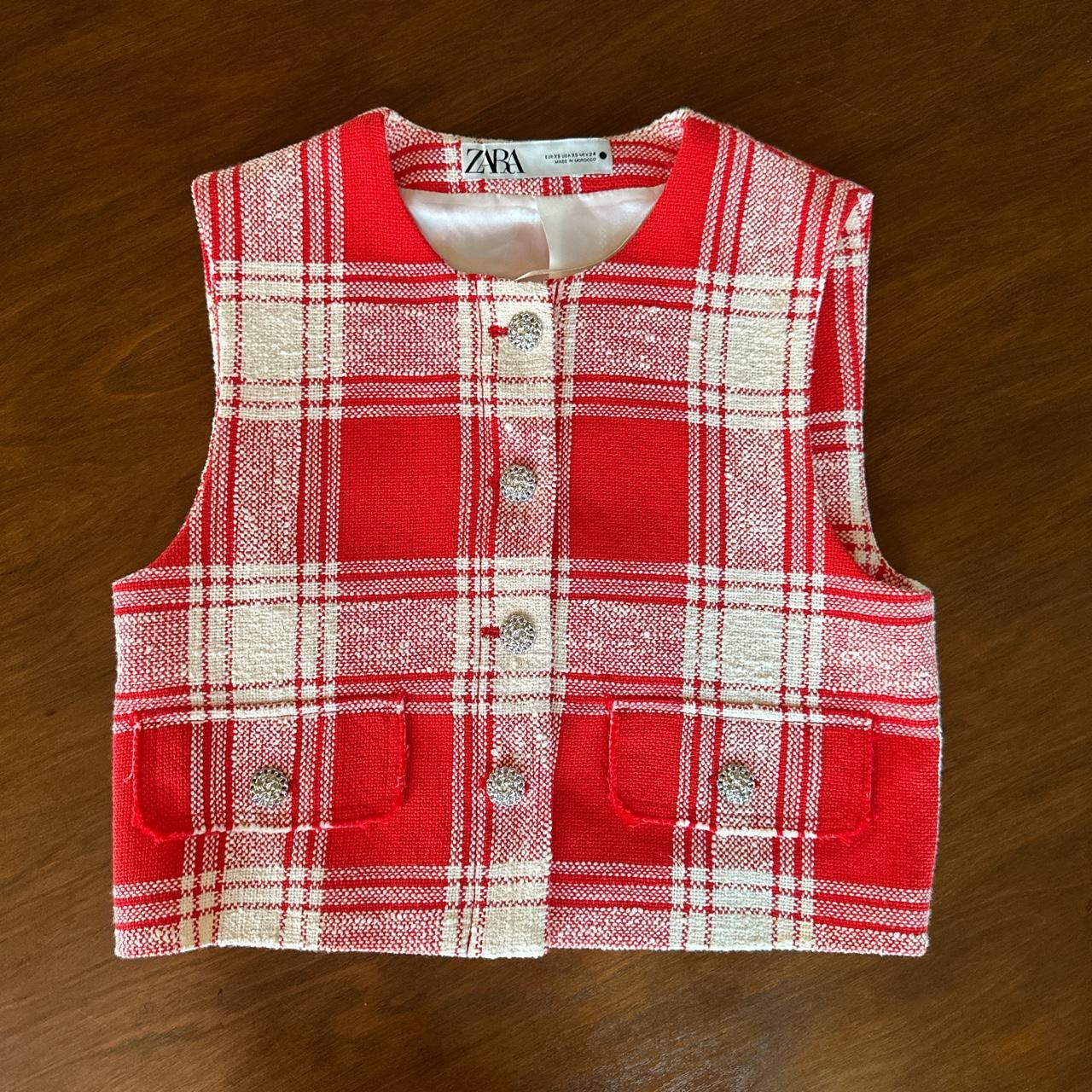 Zara Women's Vest Depop