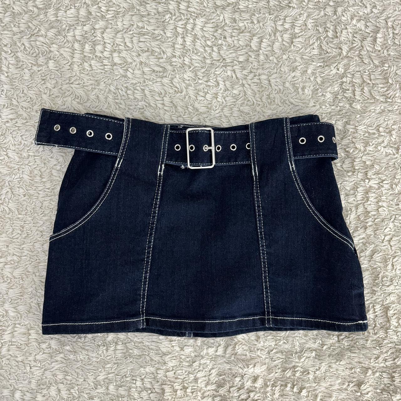 item listed by nadialerma00