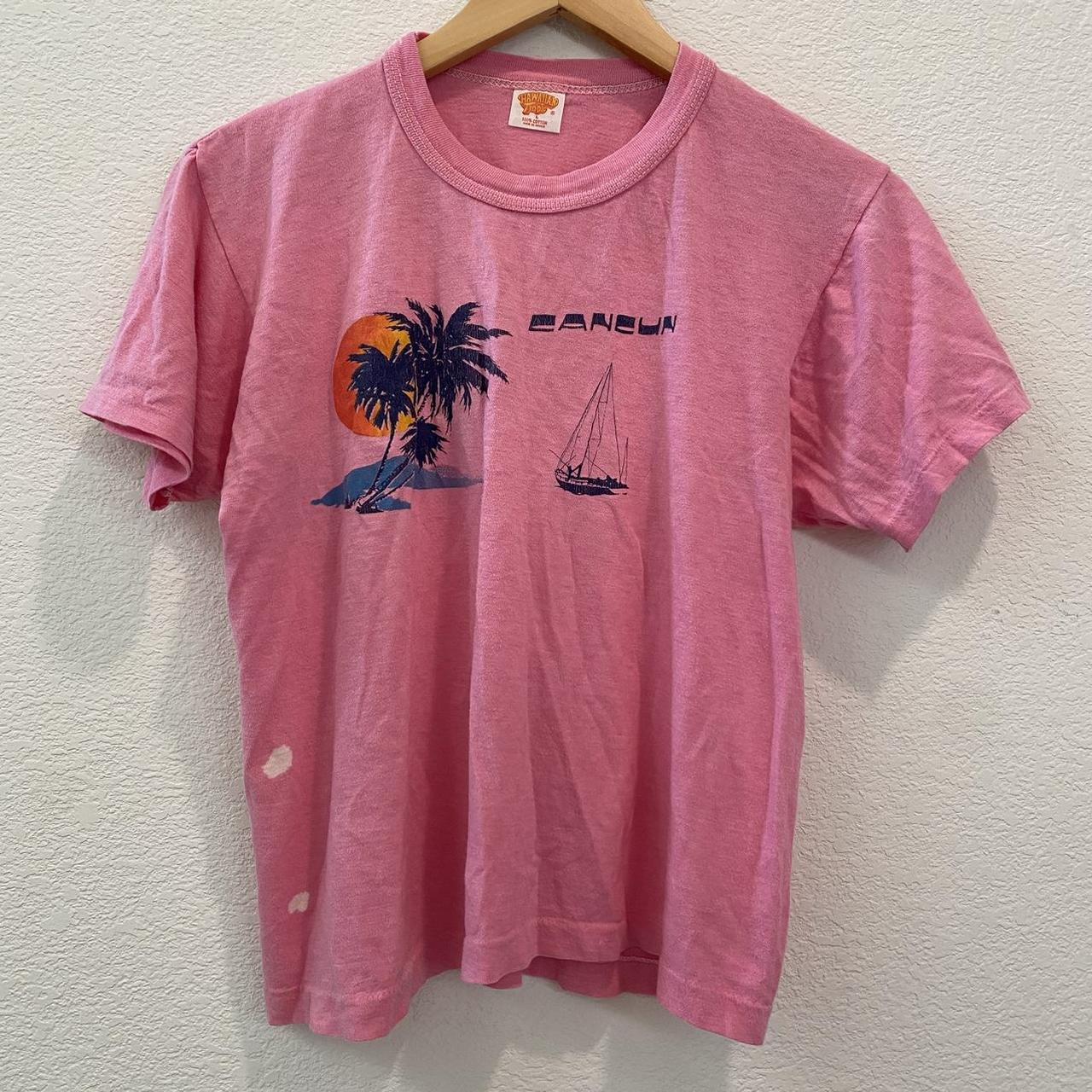 Women's Pink and Orange T-shirt | Depop