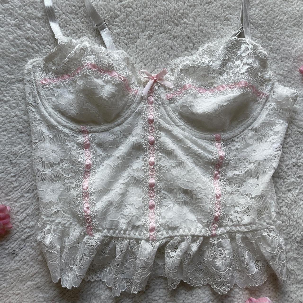 Women's White and Pink Vest | Depop