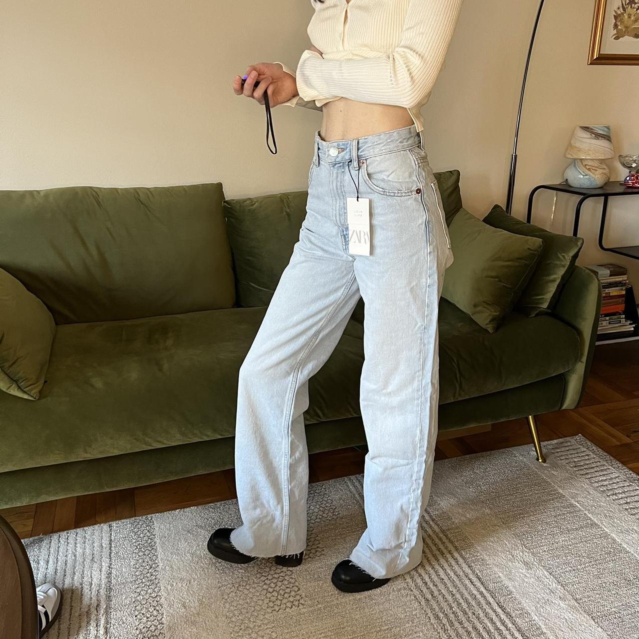 Zara wide leg jeans👖 Originally $50. Nice light wash... - Depop