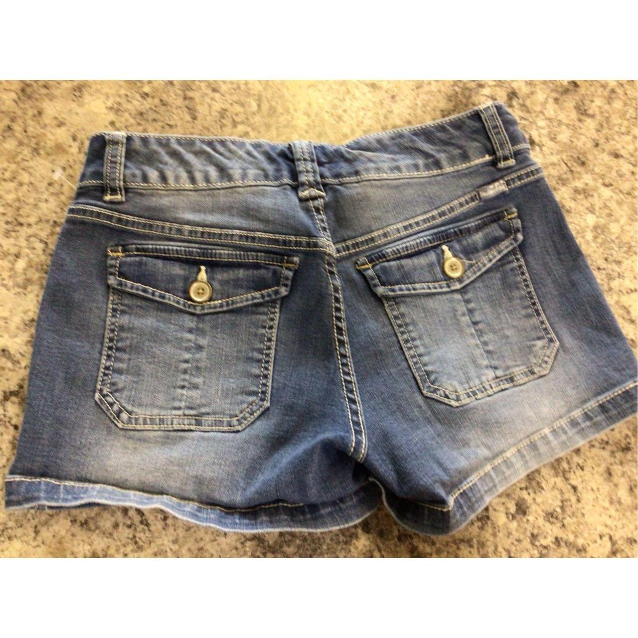 Union Bay Denim Shorts Junior Women’s Size 3... Depop