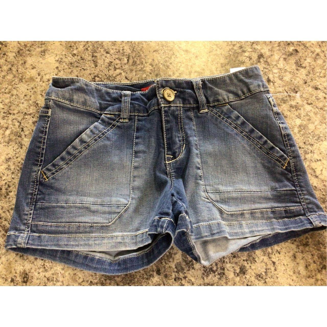 Union Bay Denim Shorts Junior Women’s Size 3... Depop