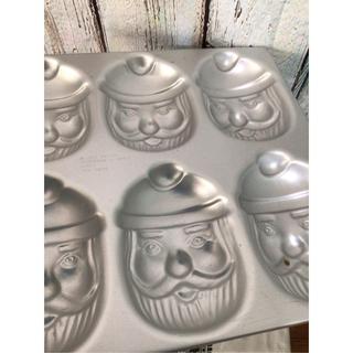 Vintage 1983 Wilton Mini Santa Cake Pan 