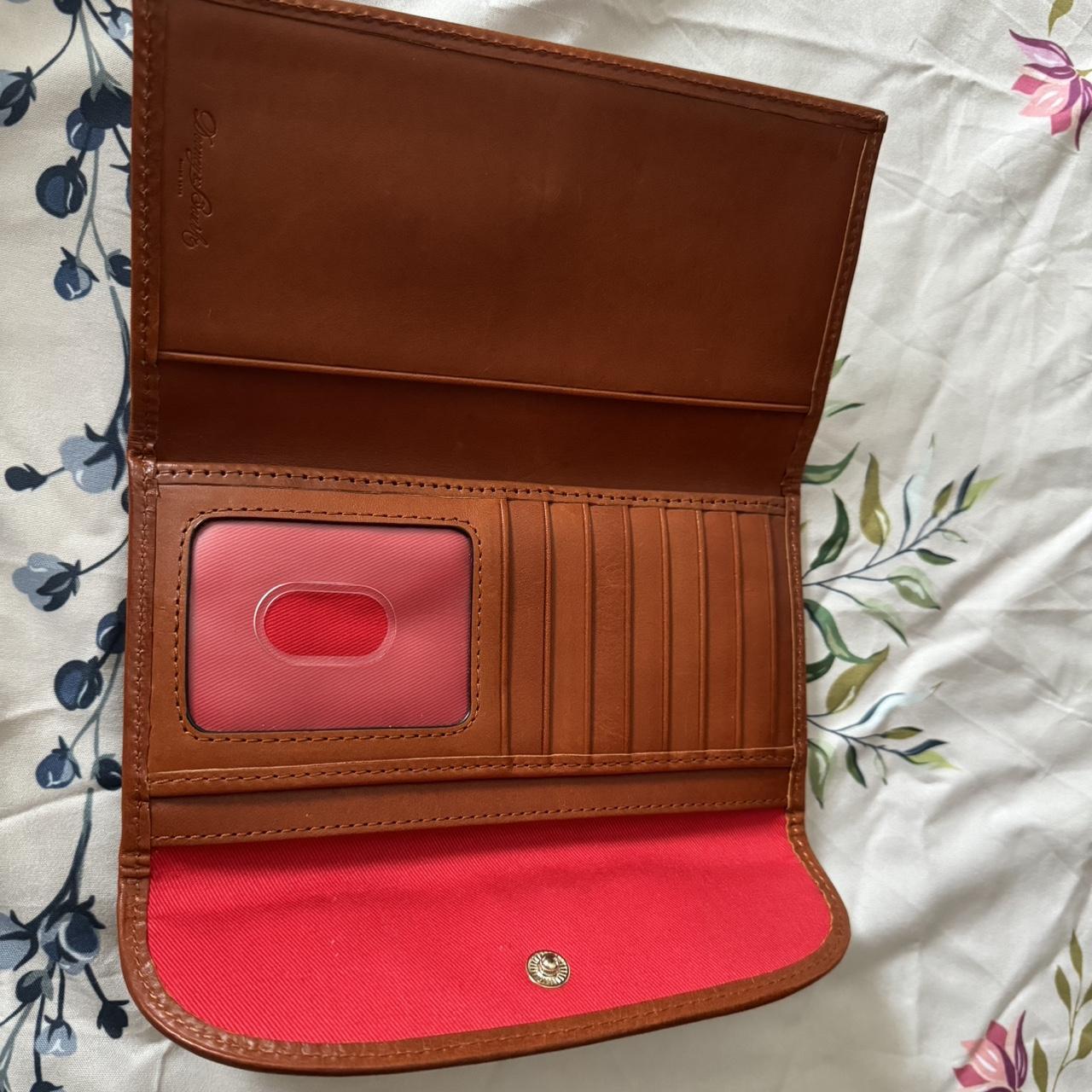 Cute wallet! - Depop