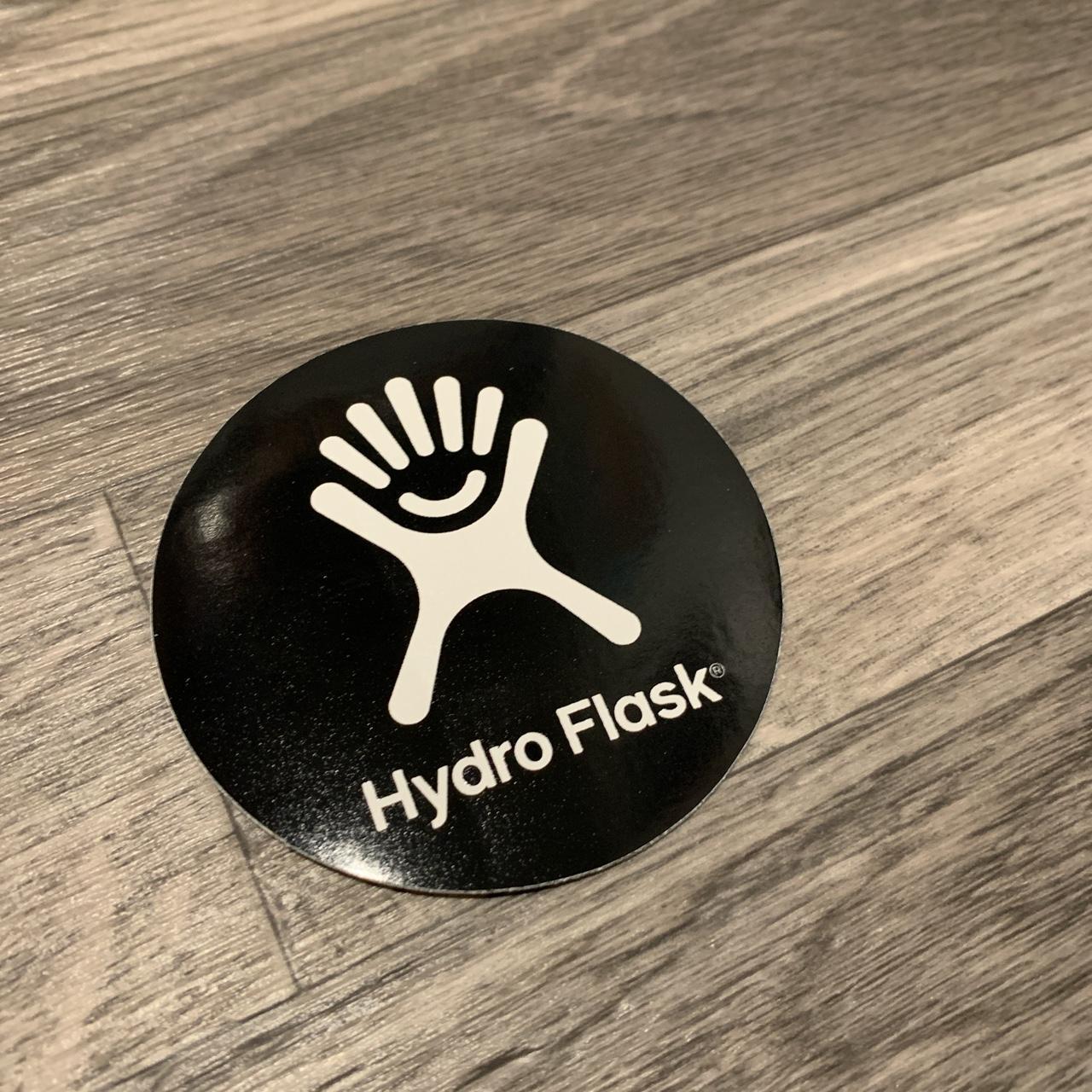 Hydro flask 2025 logo sticker white