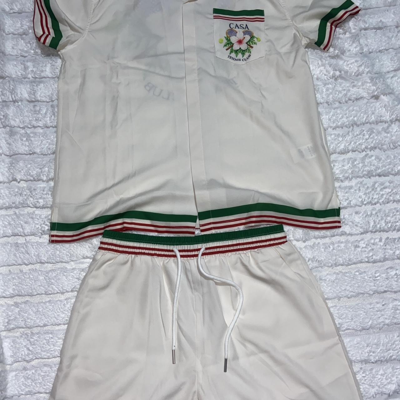 item listed by tylersellsgoodss