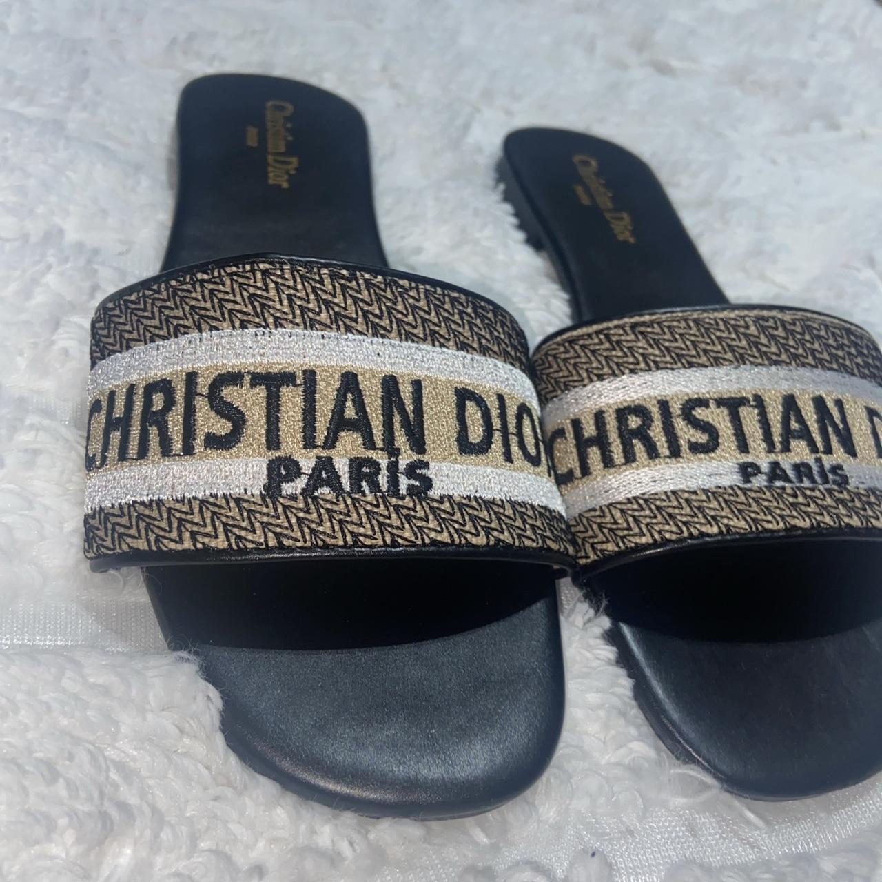 item listed by tylersellsgoodss