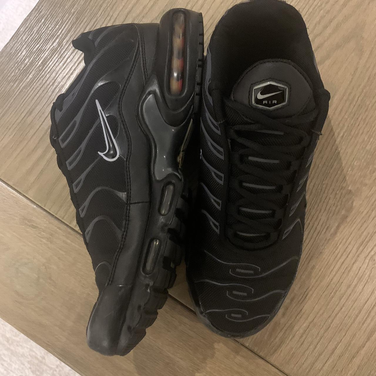 tn shoes grey
