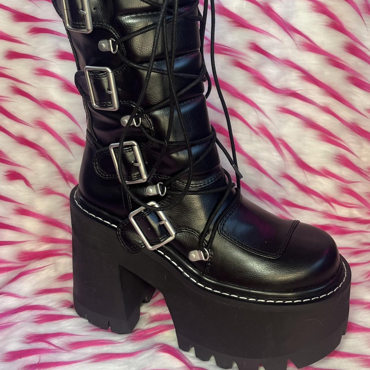 demonia platforms