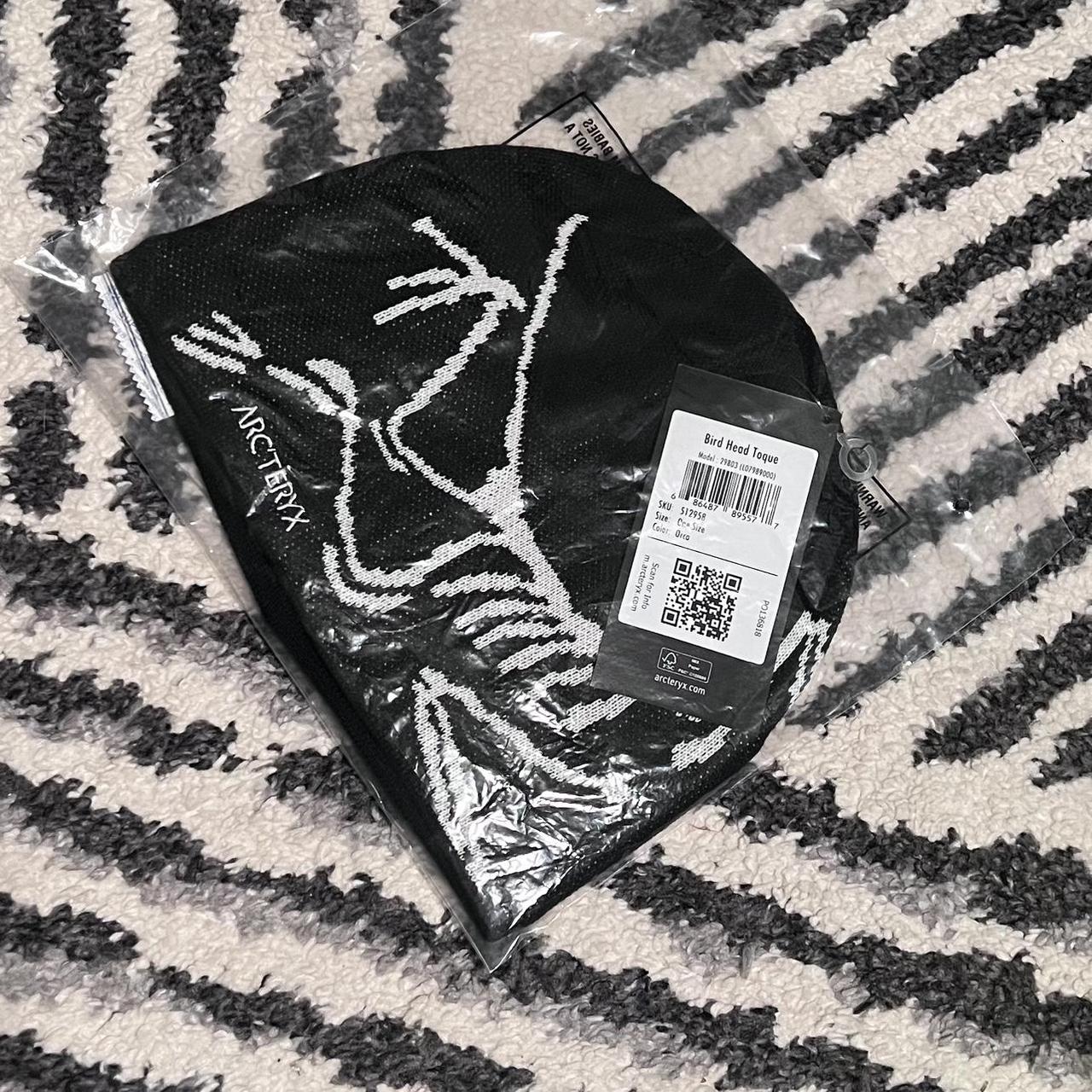 ARC'TERYX ORCA TOQUE 🤖 SIZING 🤖 Universal, fits... - Depop