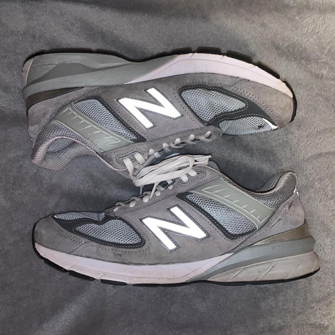 New Balance Men's Grey and White Trainers | Depop