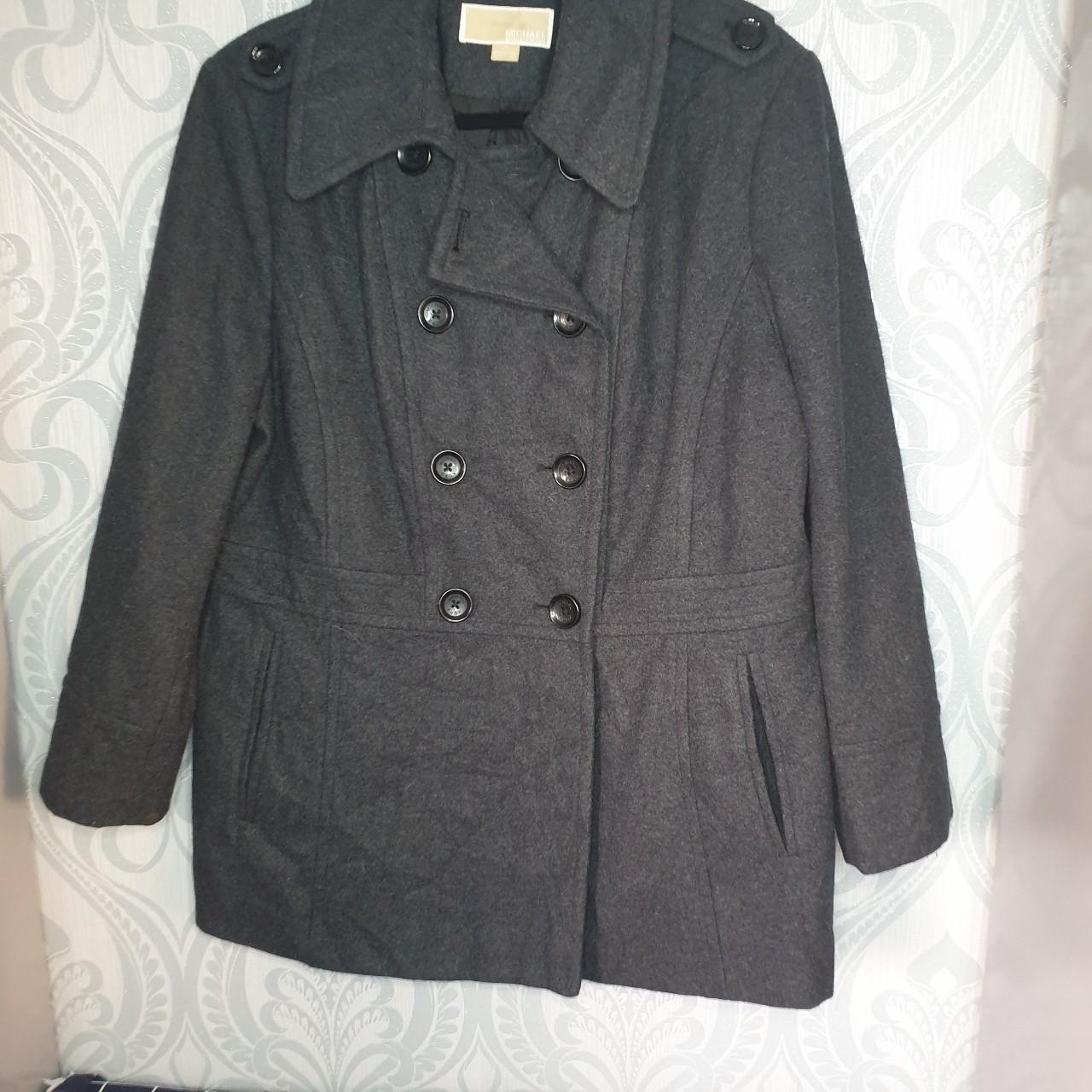 Michael kors over coat in really good condition size L - Depop