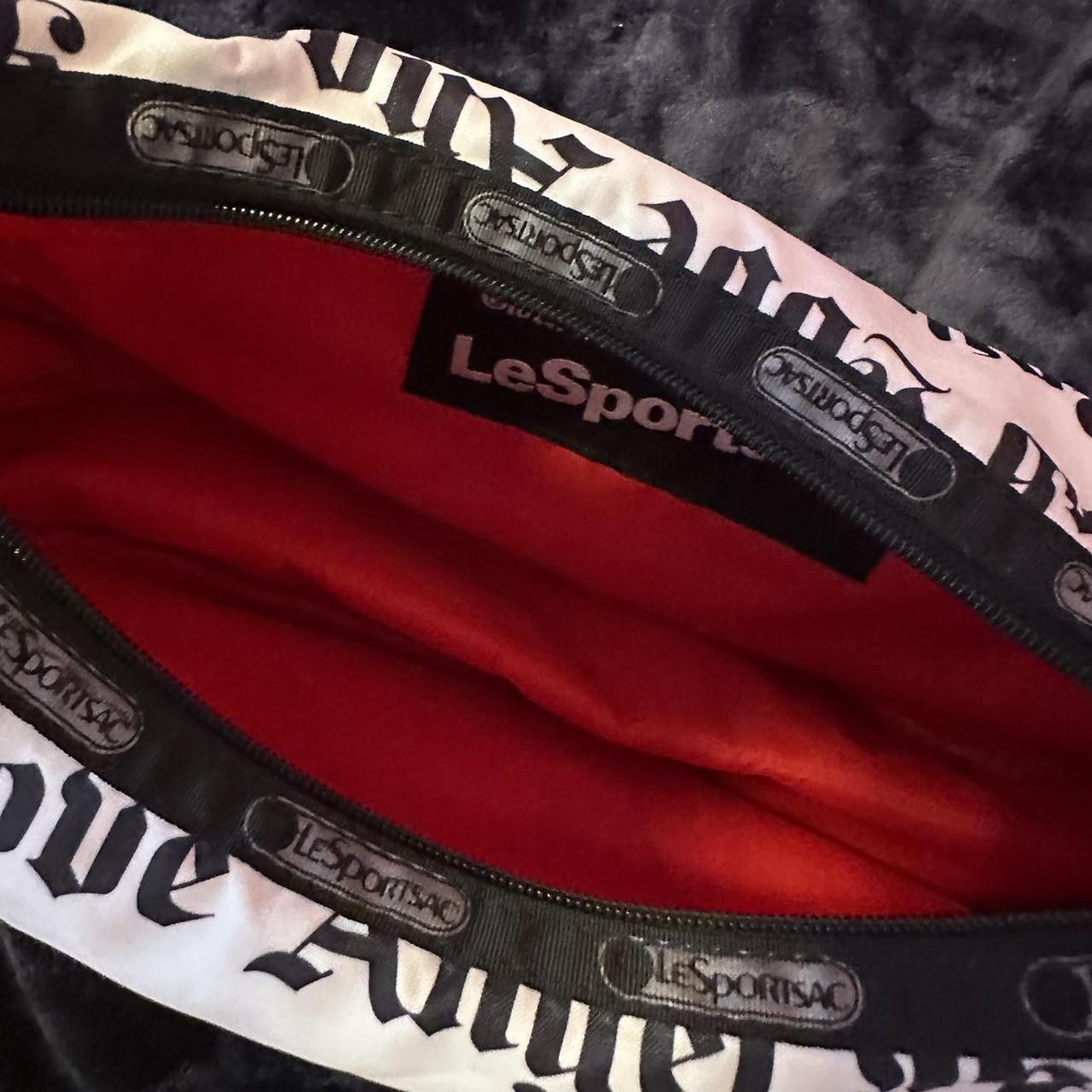 Gwen stefani purse in white in Depop