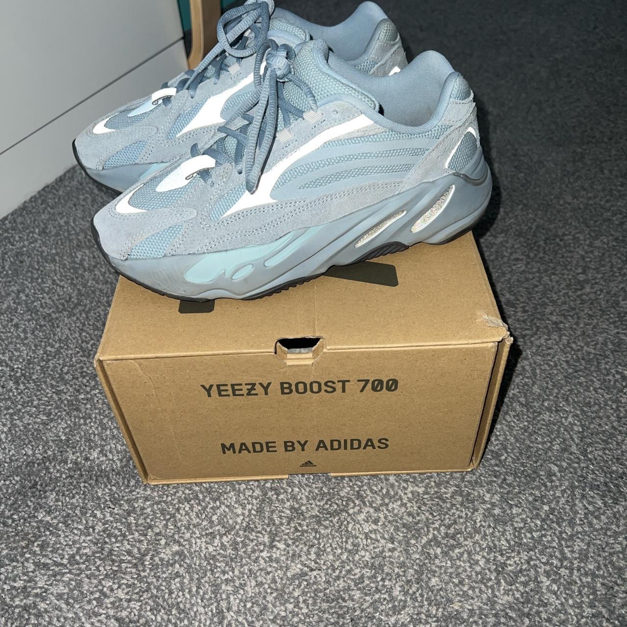 yeezy ladies trainers