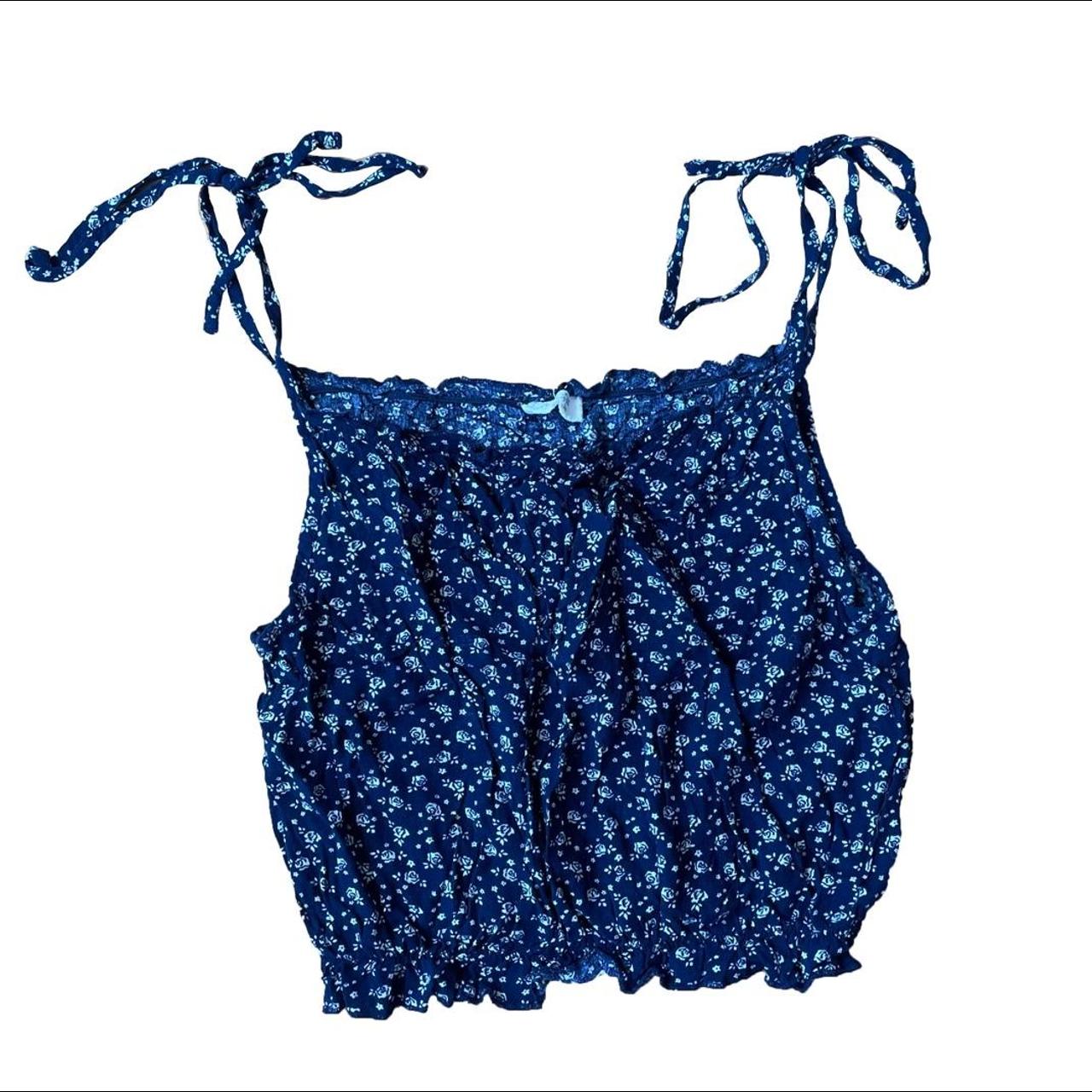 Brandy Melville Women's Navy and White Vest Depop