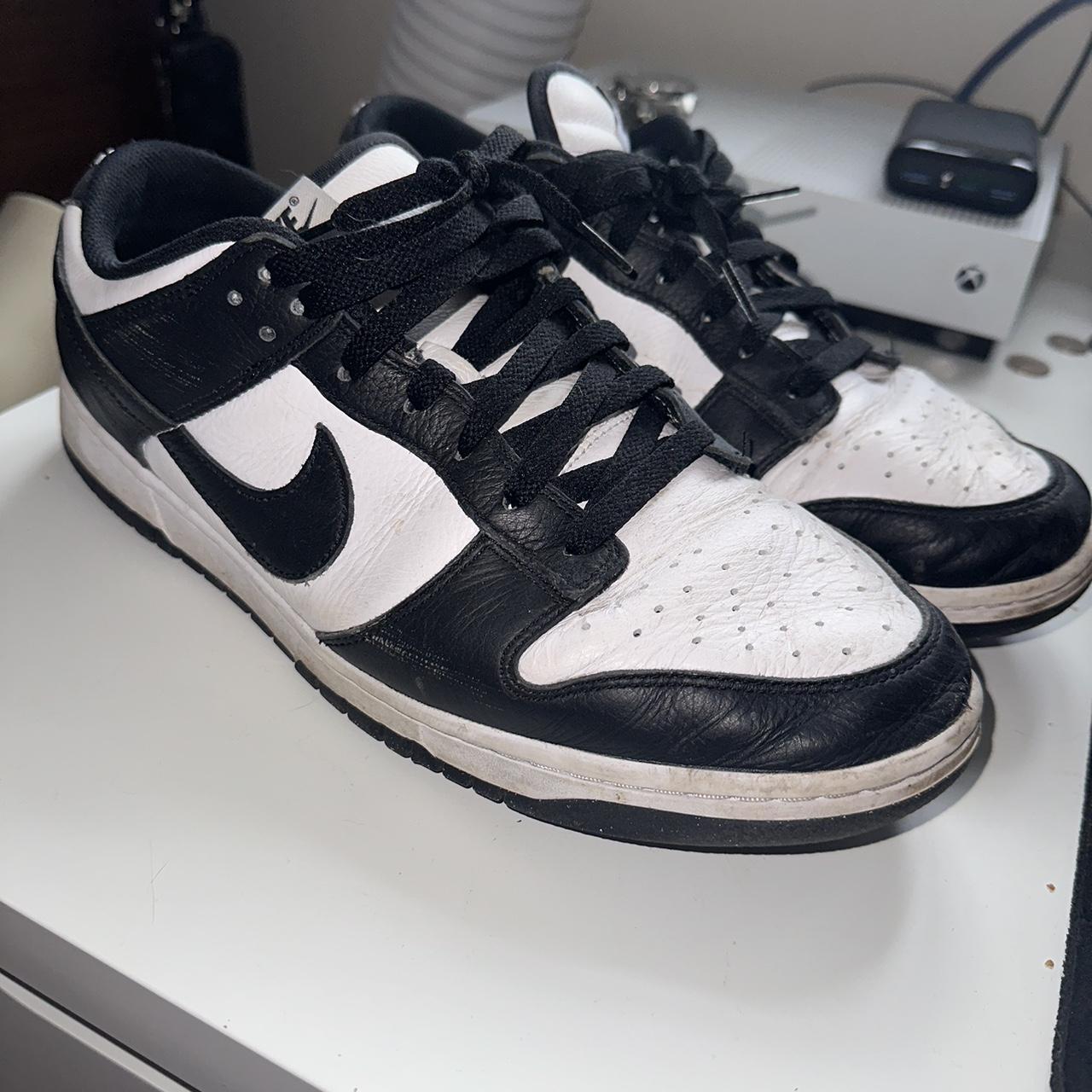 creased nike dunks