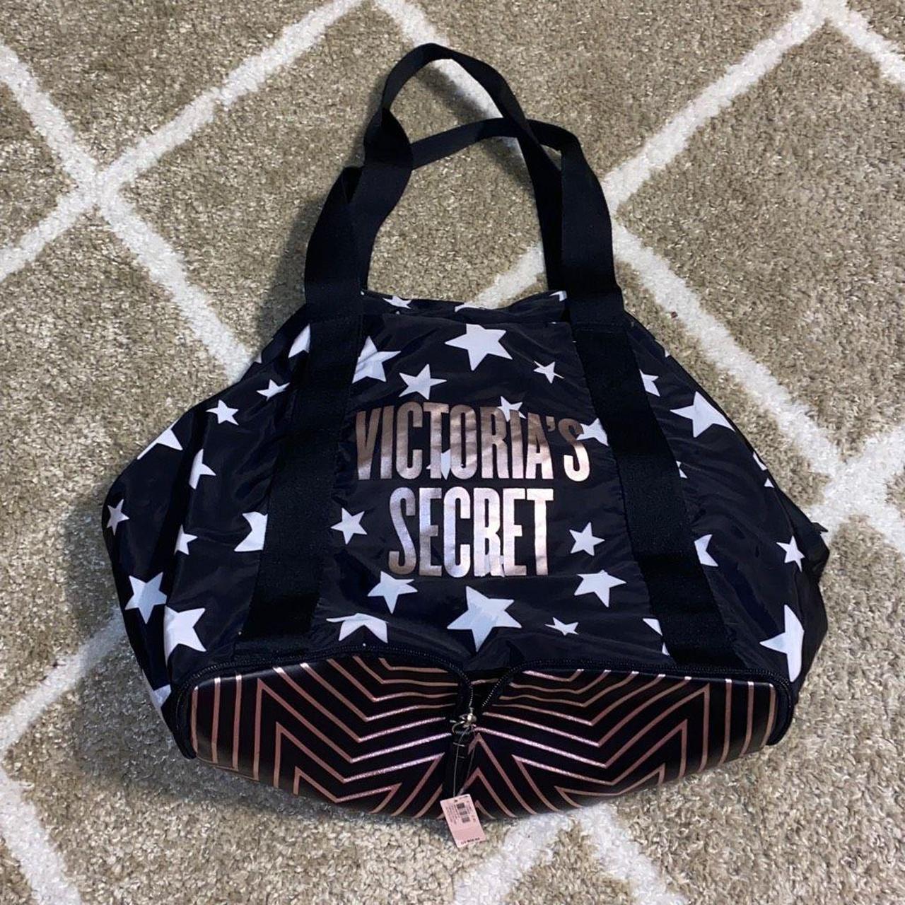 NWT VICTORIA'S SECRET WEEKENDER TOTE BAG This bag is - Depop