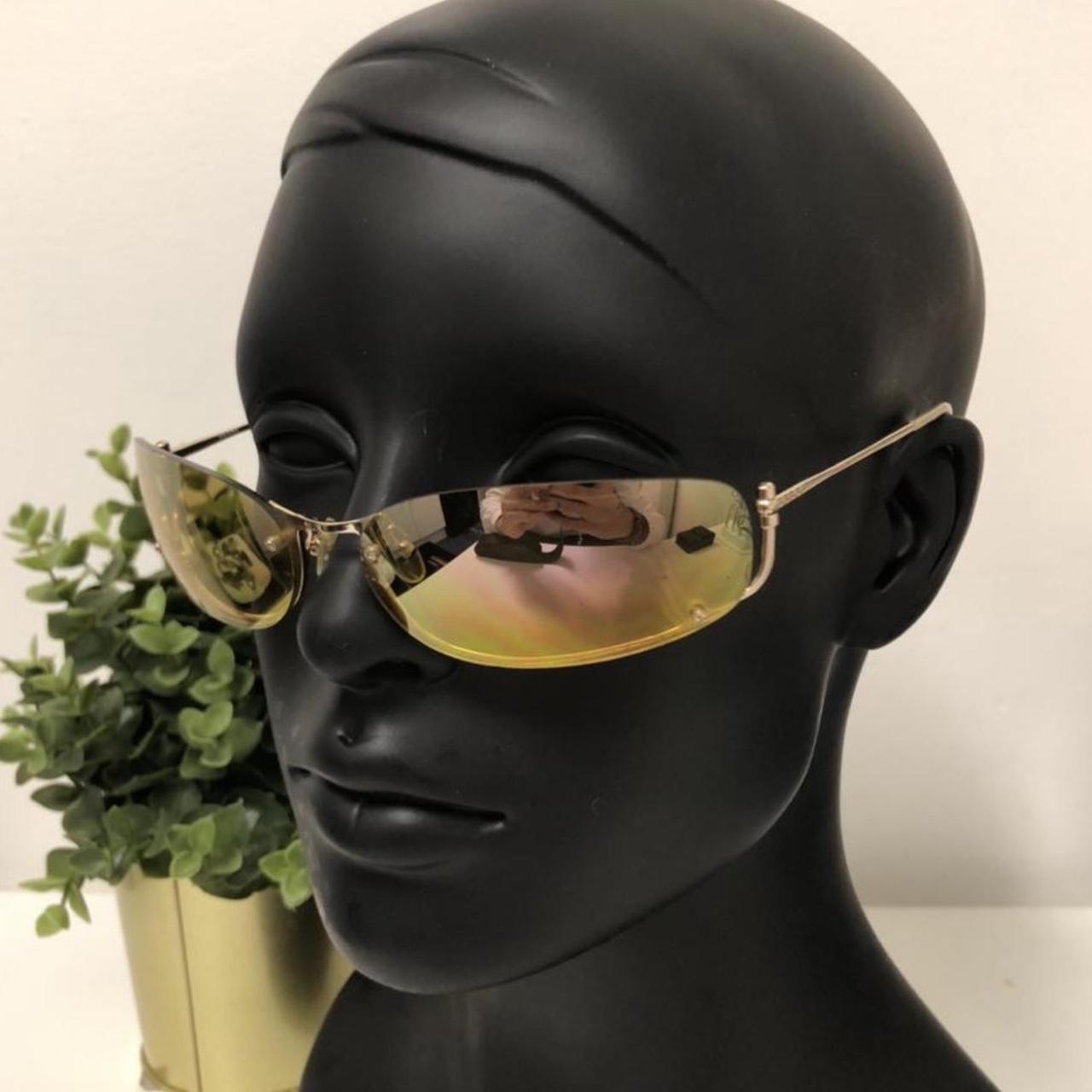 prada sunglasses spr53s