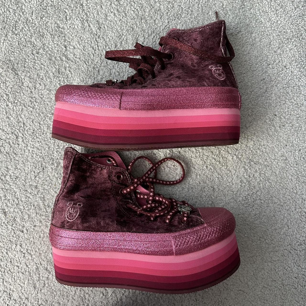 Miley cyrus pink converse online