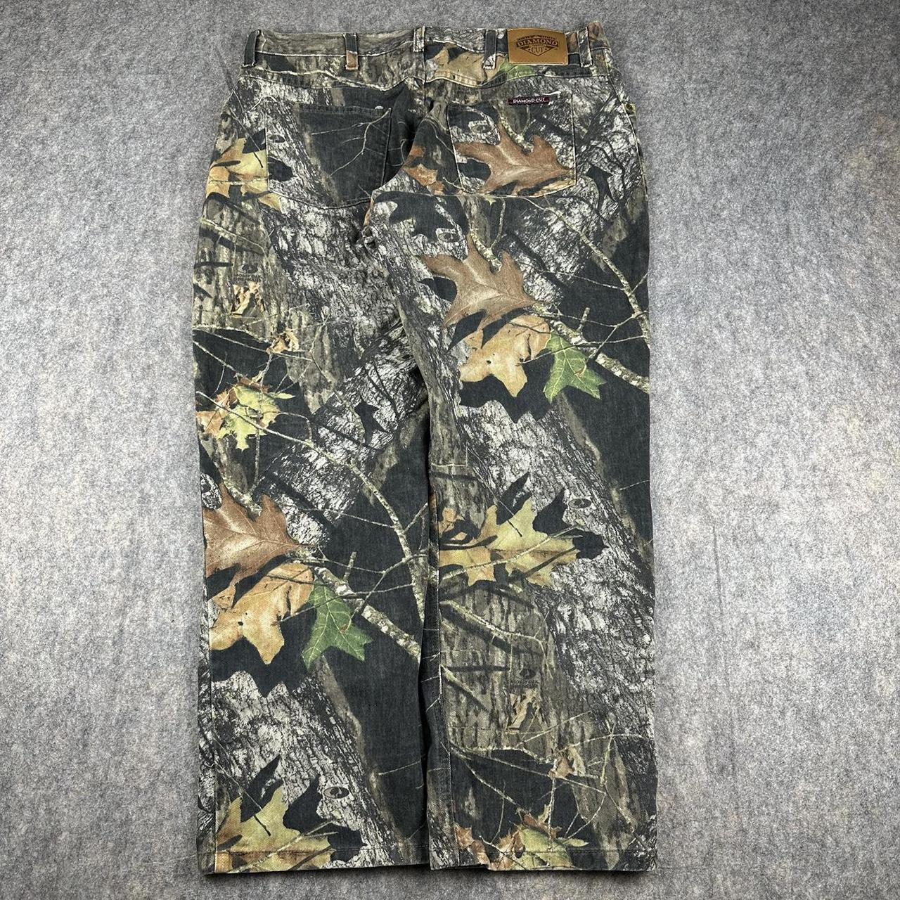 item listed by theclothingbankllc