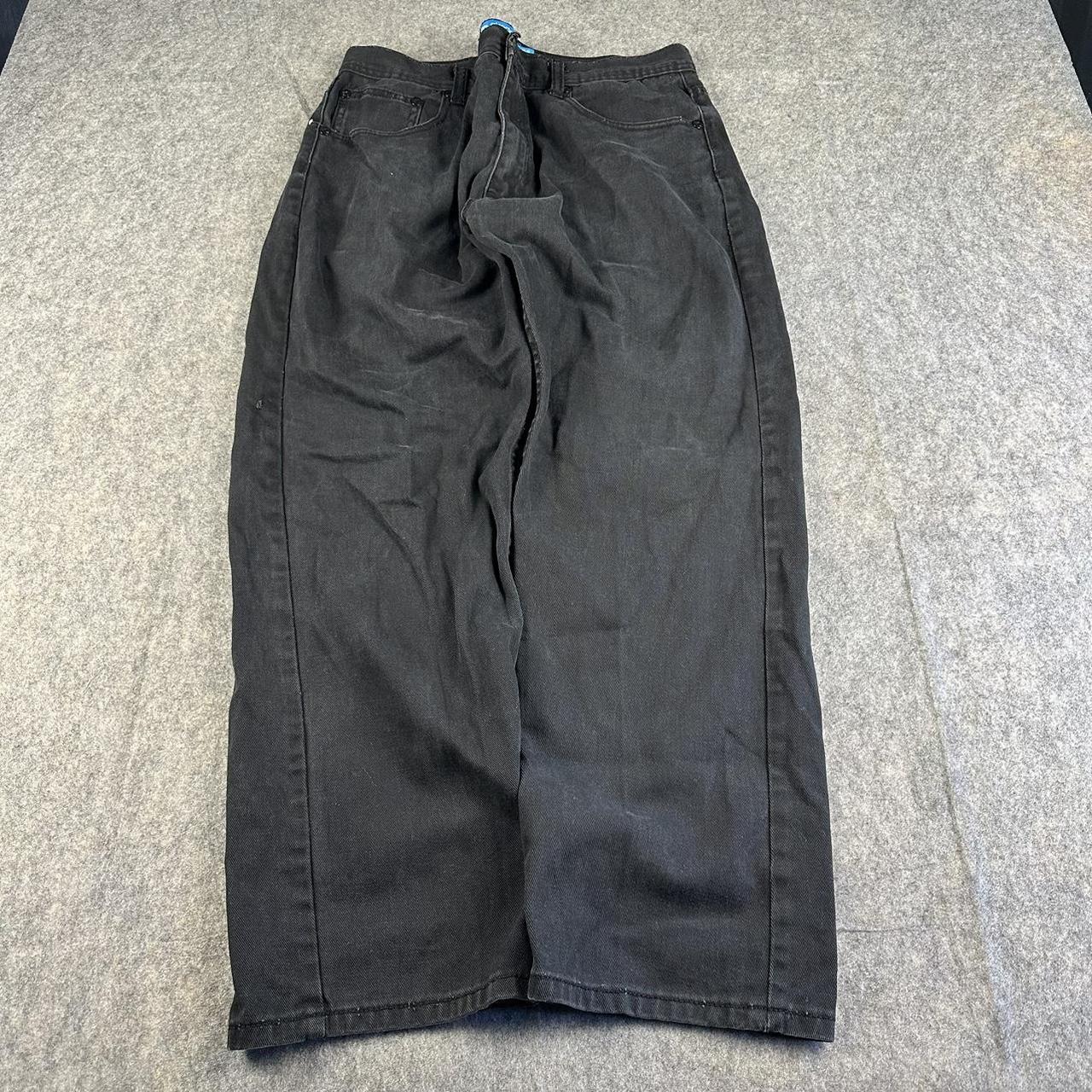 item listed by theclothingbankllc
