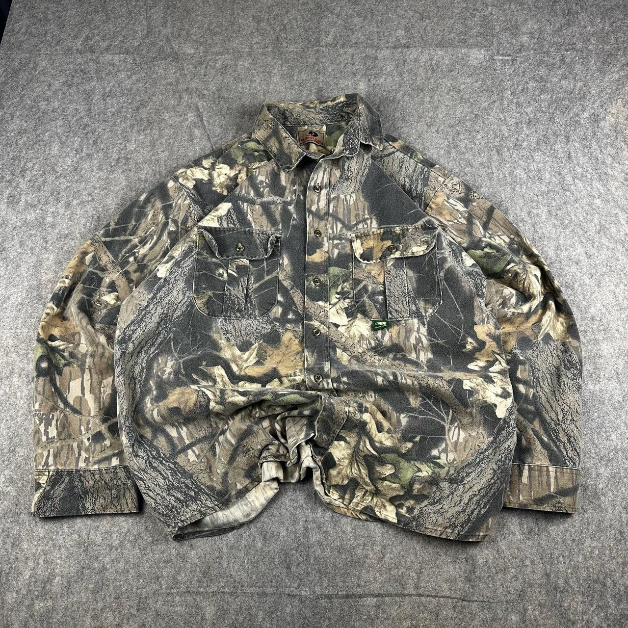 item listed by theclothingbankllc