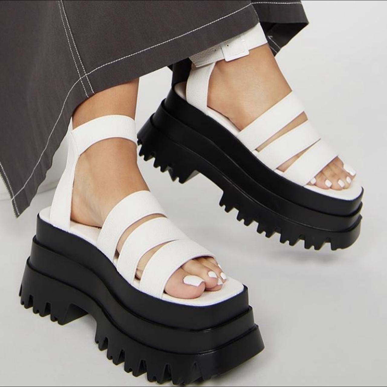 Platform sandals fashion nova